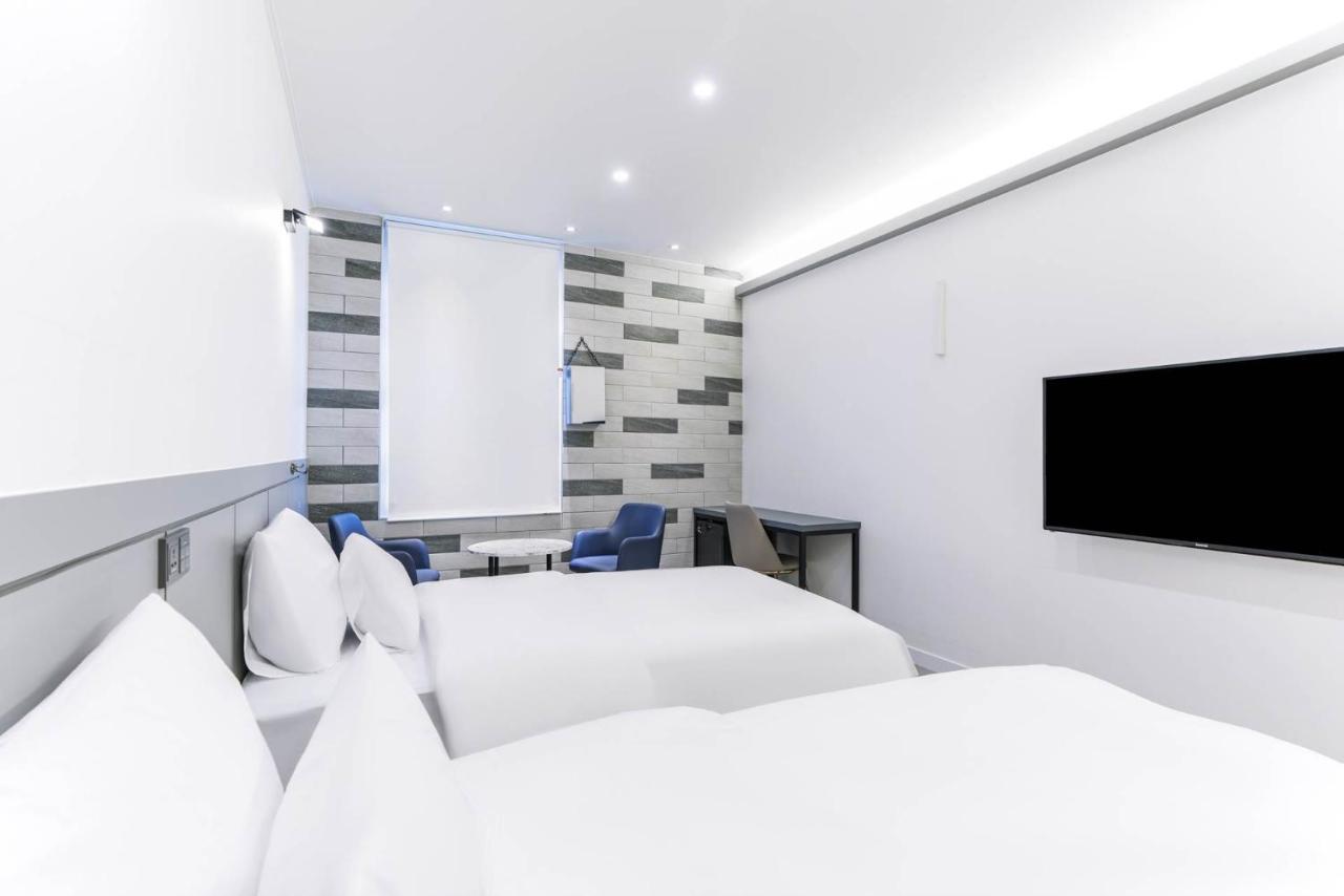 Pyeongtaek Godeok Rich Stay Hotel Exterior photo
